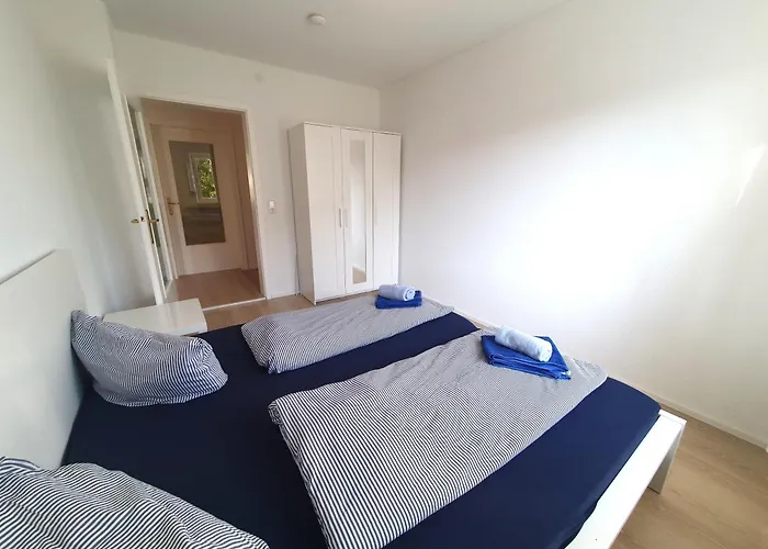 - Blau Appartement *